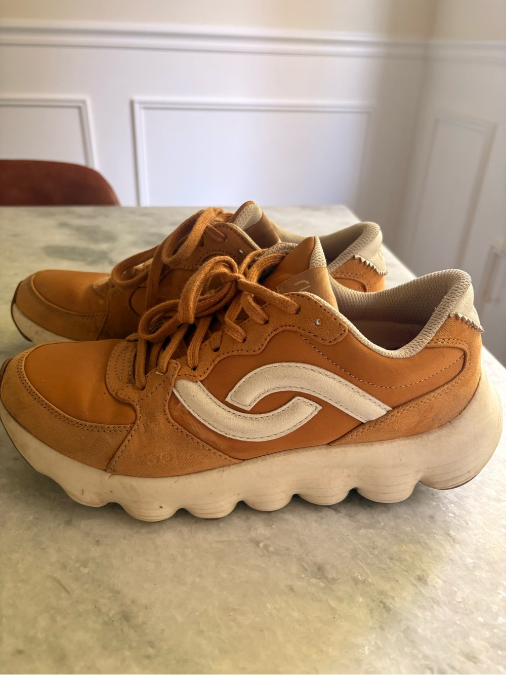 Ryle Women's Tan Sneakers with White Accent